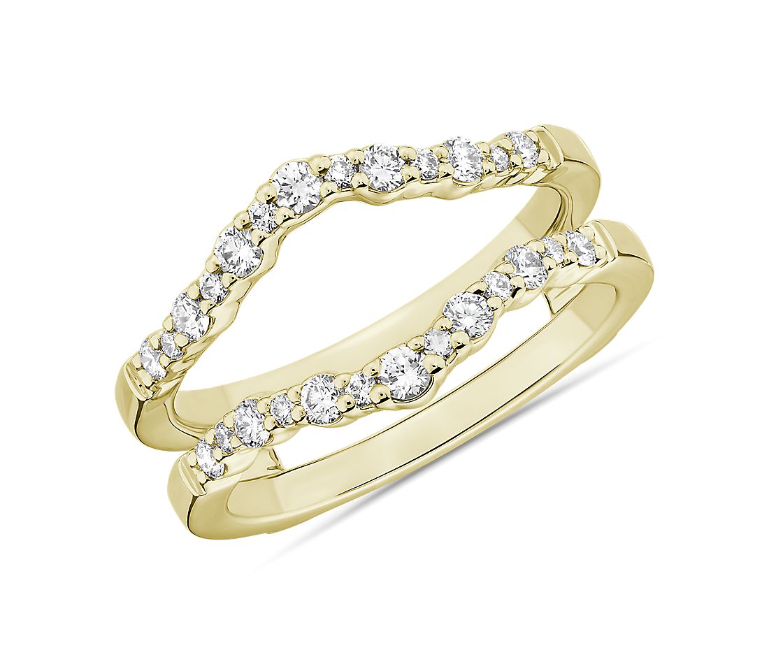 Crescendo Curved Diamond Guard in 14k Yellow Gold (3/8 ct. tw.)